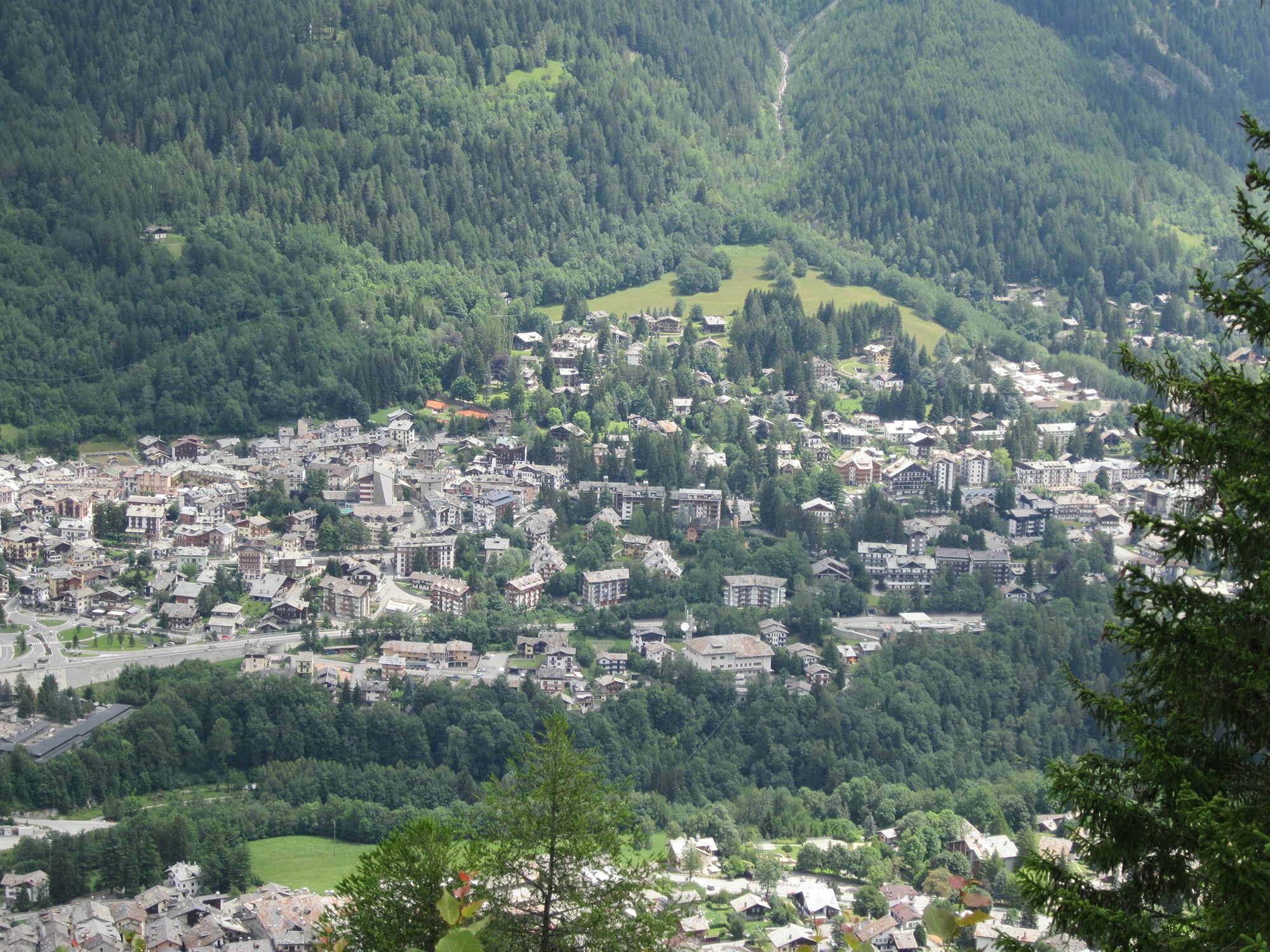 Hotel De La Telecabine Courmayeur Extérieur photo